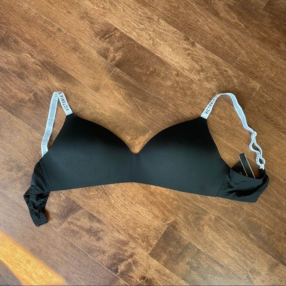 Victoria Secret Black 36DD T-Shirt Bra